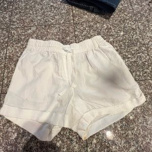 Women’s linen shorts